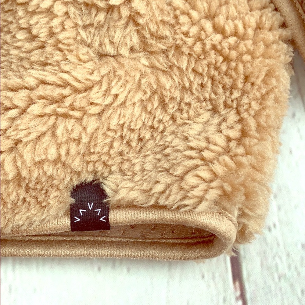 💜 Varley Highwood Jacket (camel color) - Picture 5 of 6
